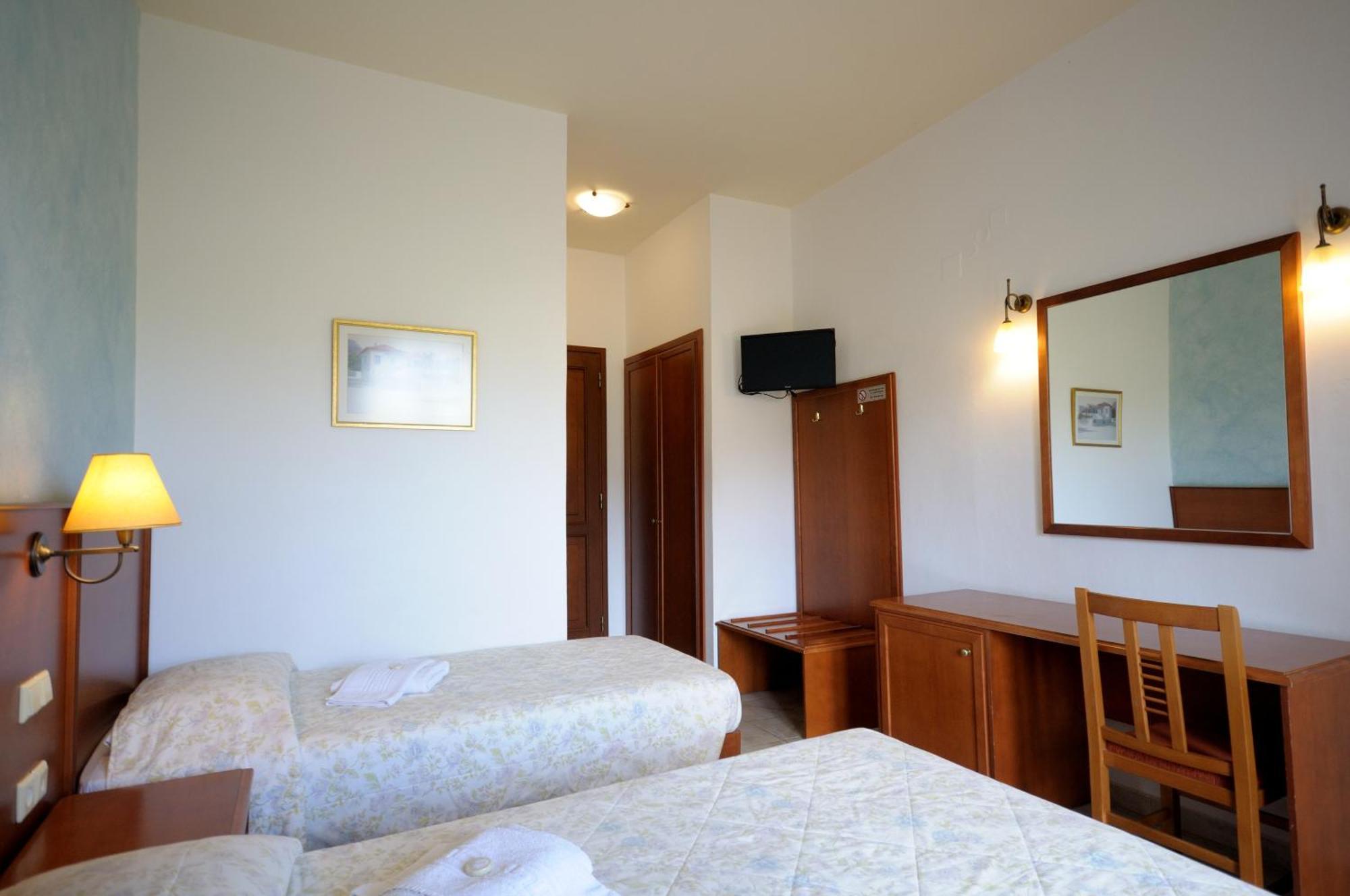 Hotel Marina Village Сития Номер фото